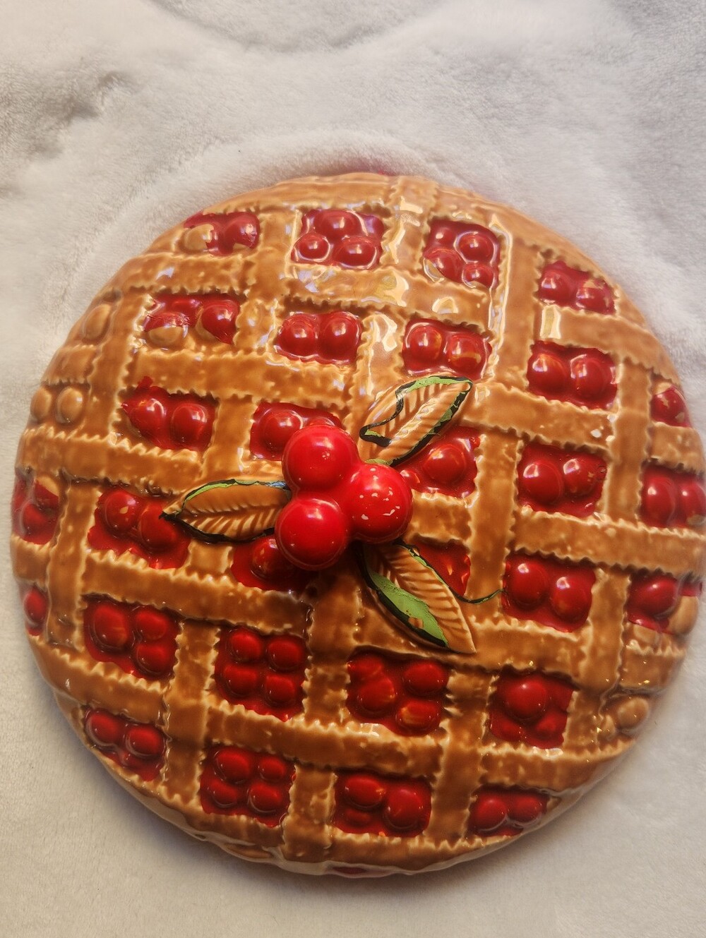 Vintage Cookwear, Red Cherry Pie Ceramic Covered Dish With Cherry Textured Top - Picture 4 of 6